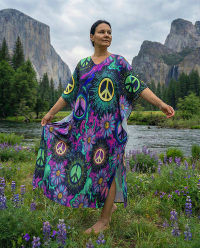 PSYCHEDELIC PEACE DAISES KAFTAN DRESS - TLNT1501261