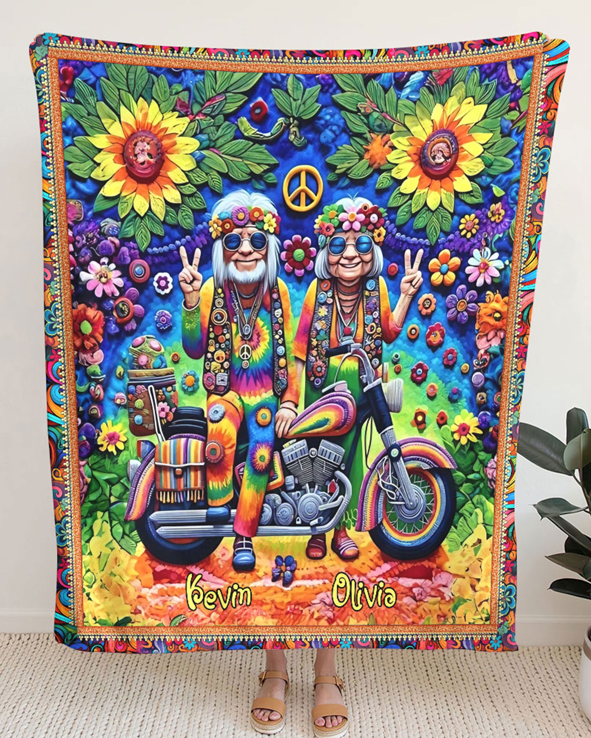 PERSONALIZED HIPPIE COUPLE FLEECE BLANKET - YHLN1202254