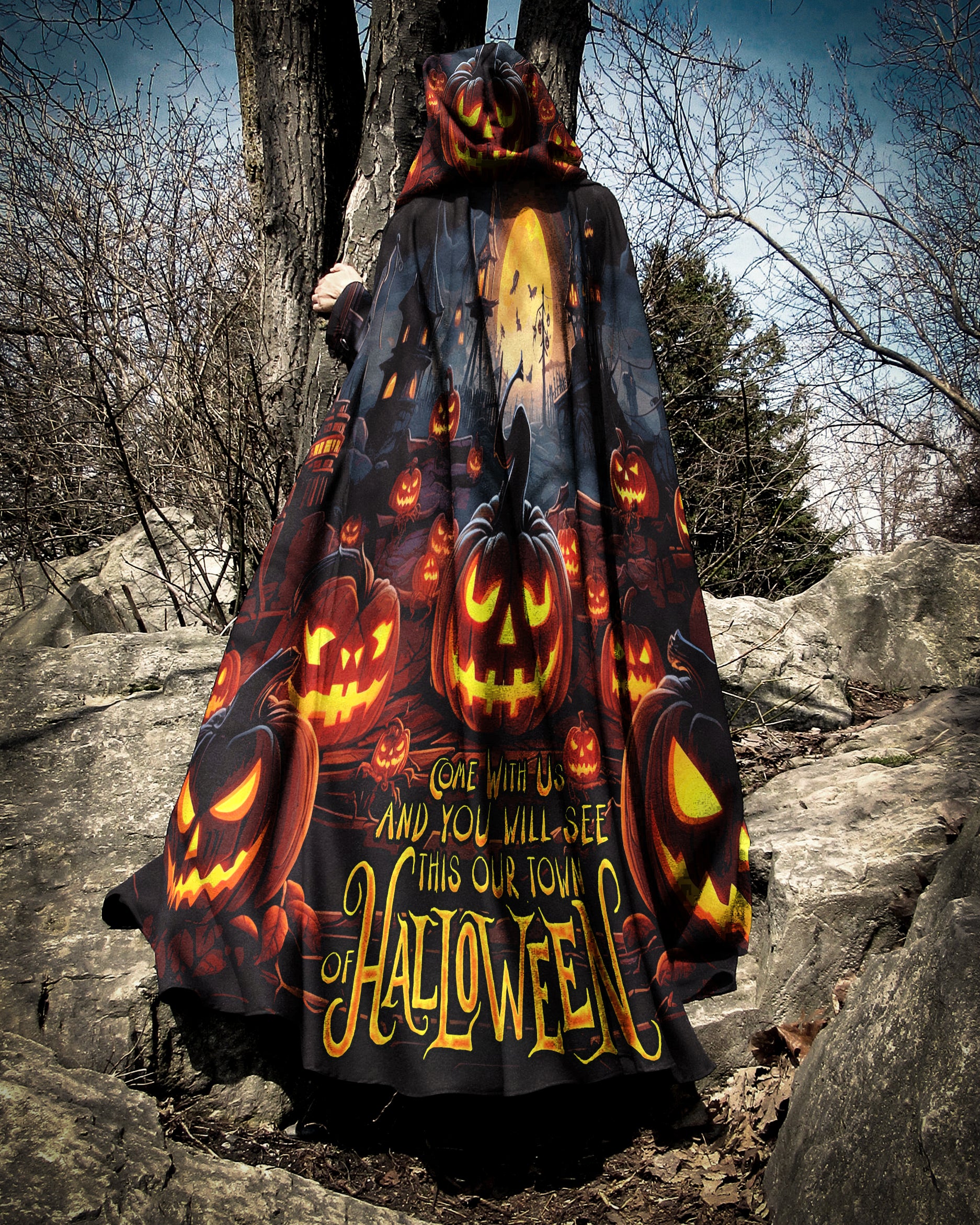 OUR TOWN OF HALLOWEEN HOODED CLOAK - TY0108233