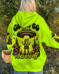 GOTTA GO VIBES ARE OFF FROG ALL OVER PRINT - TLNT1906261