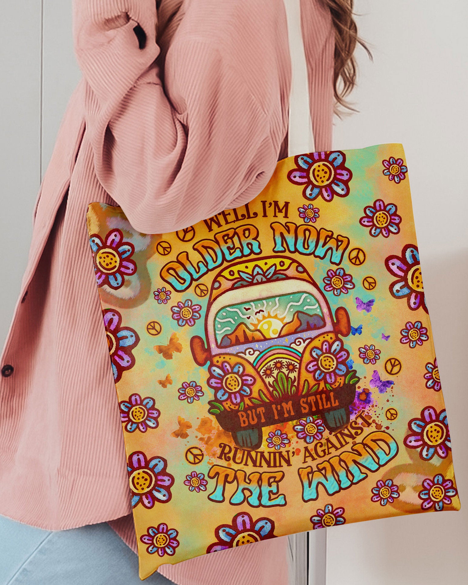 RUNNING AGAINST THE WIND TOTE BAG - TLNO1704242