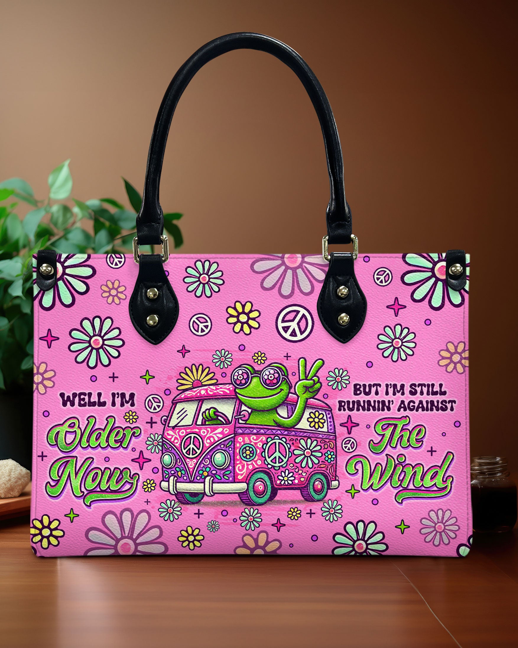 RUNNING AGAINST THE WIND FROG BUS  LEATHER HANDBAG - TLNO1010244