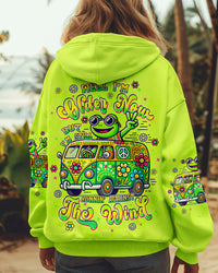 RUNNING AGAINST THE WIND FROG BUS ALL OVER PRINT - TLPQ2609244