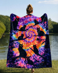 BLACK CAT IN THE DARK SWIRL FLEECE BLANKET  - TLNO2001261