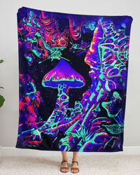 GLOW IN THE DARK WOVEN AND FLEECE BLANKET - YHLN2807234
