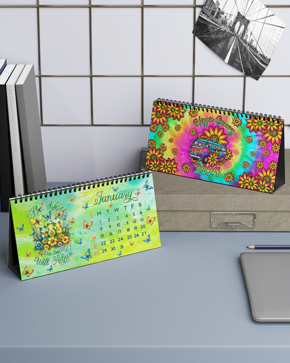 2024 GROOVY HIPPIE DESK CALENDAR - TLTW2311232