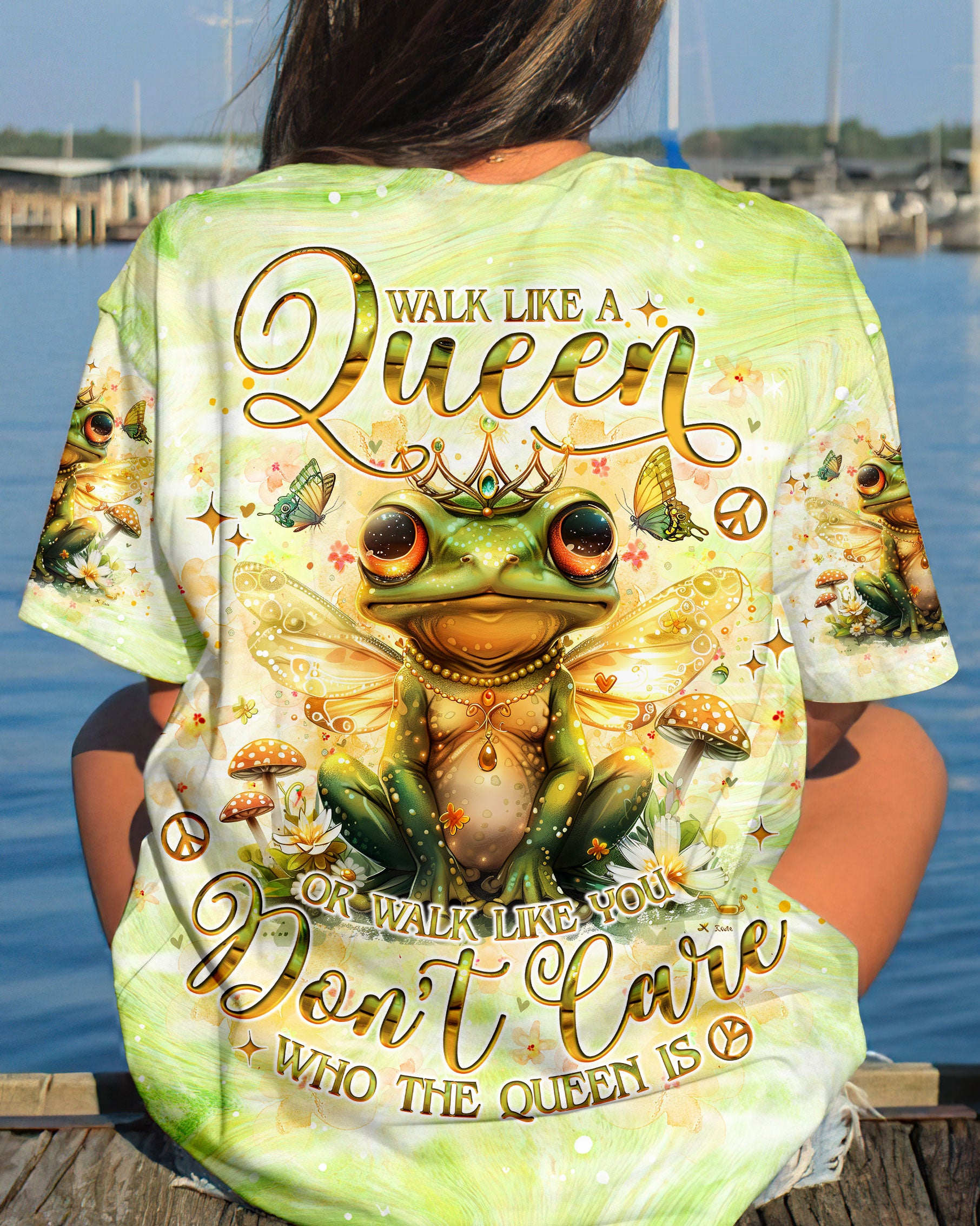 WALK LIKE A QUEEN FROG ALL OVER PRINT - TLNO1807241