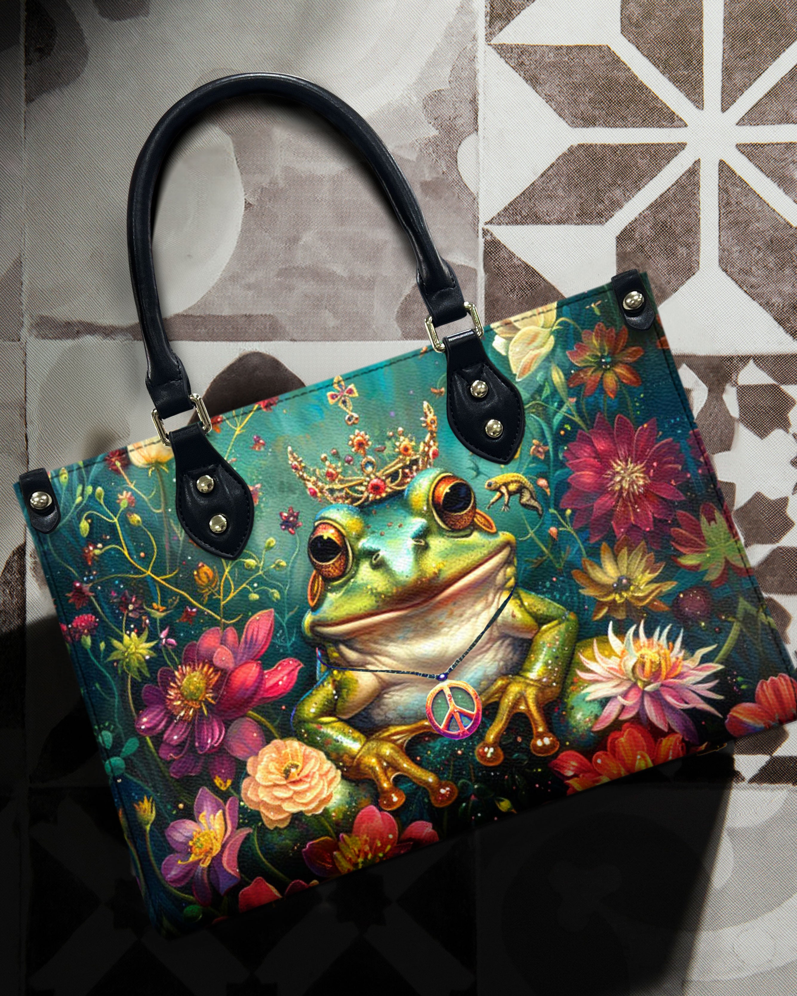 QUEEN FROG LEATHER HANDBAG - YHDU1508242