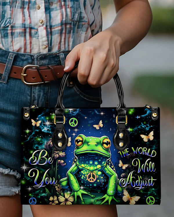 BE YOU THE WORLD WILL ADJUST FROG LEATHER HANDBAG - YHDU2507243