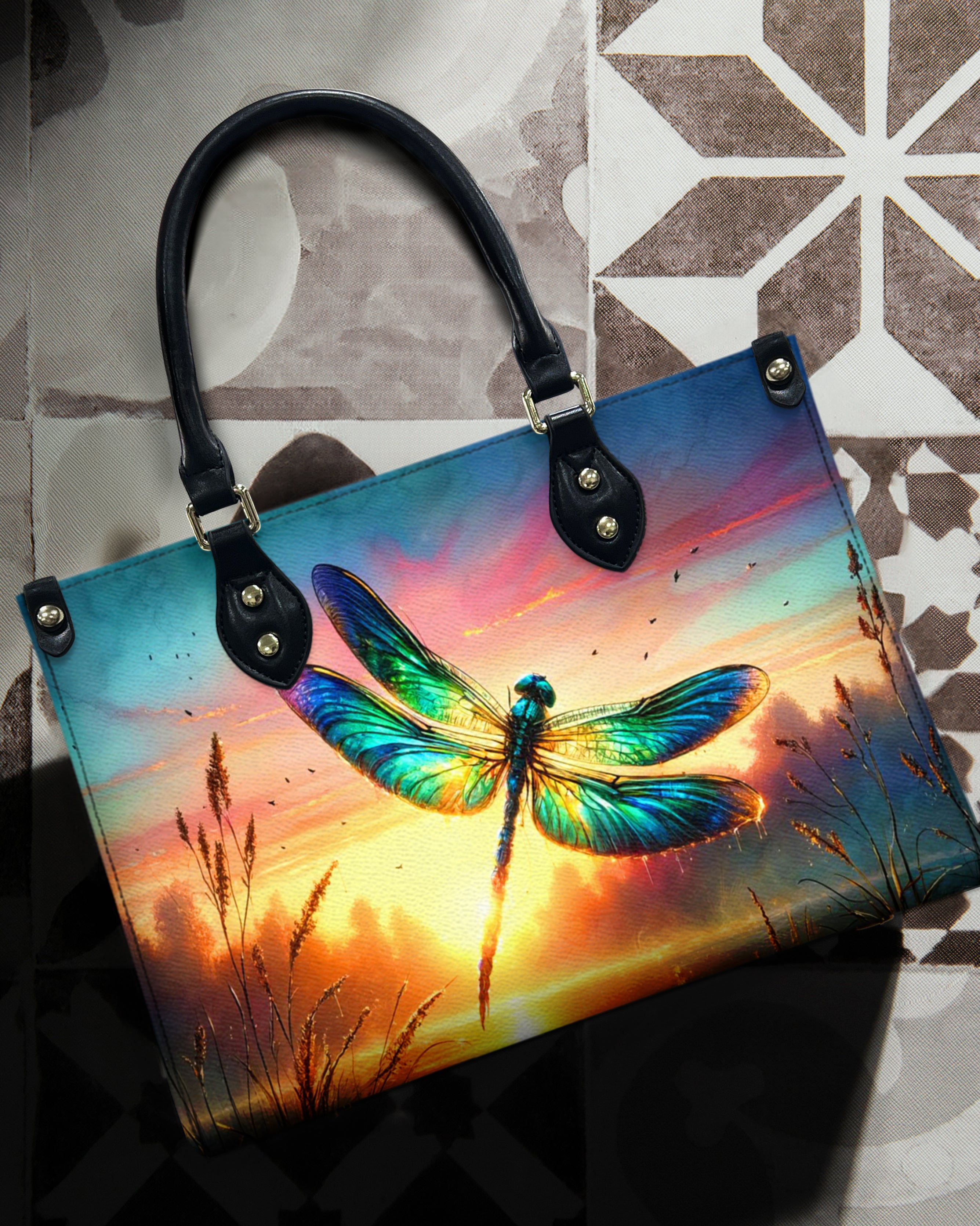 MESMERIZING DRAGONFLY LEATHER HANDBAG - YHDU2011244