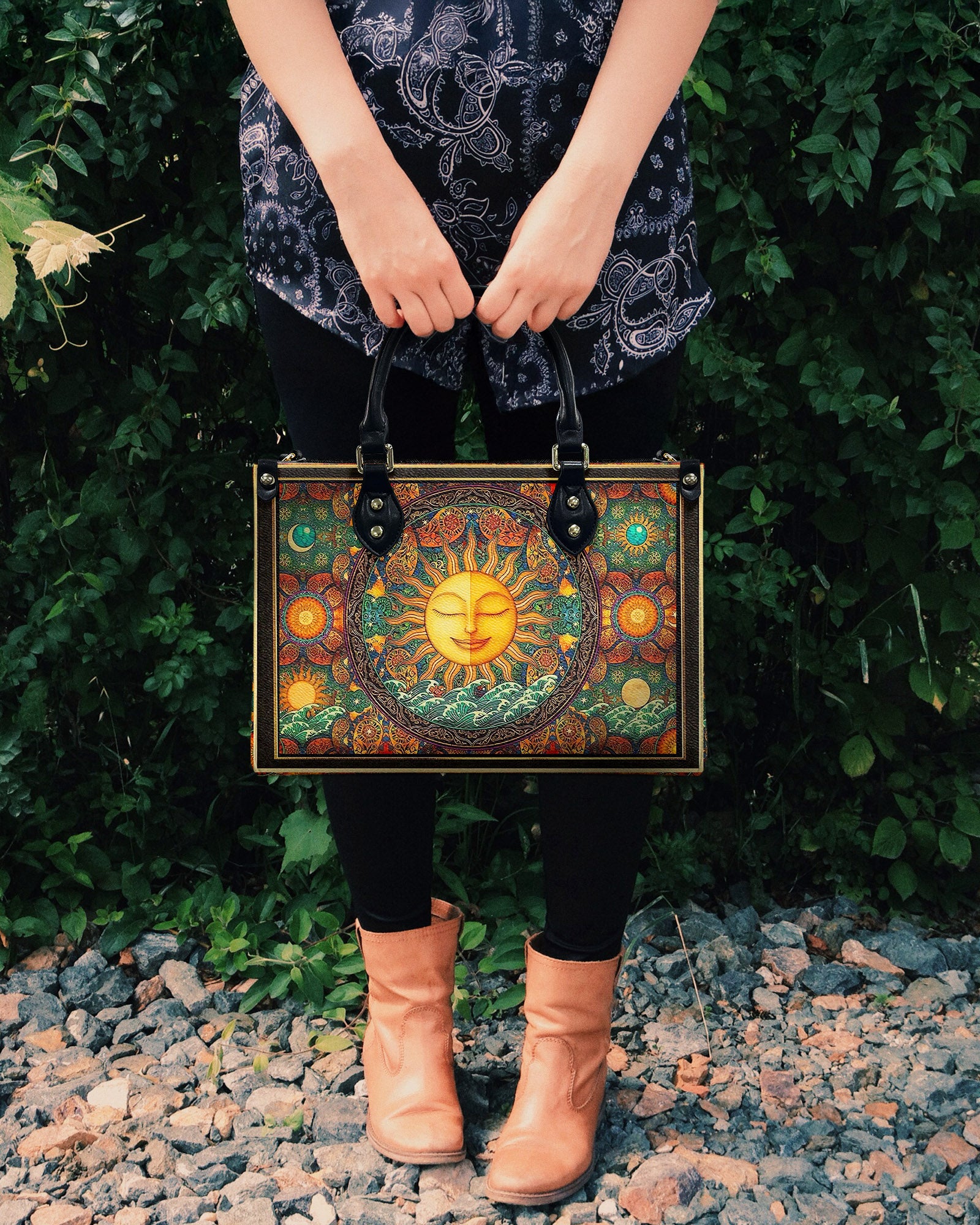 PSYCHEDELIC HIPPIE SUN LEATHER HANDBAG - YHHN1903254